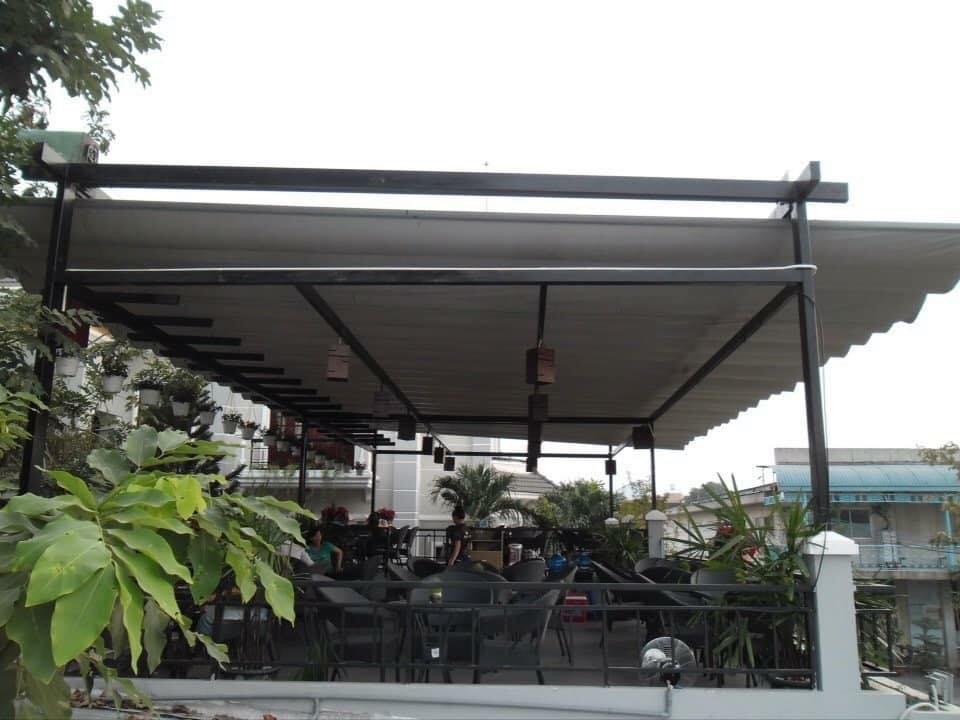Thi công mái che bạt xếp di động quận 7 đảm bảo giá tốt + Bảo hành lâu dài