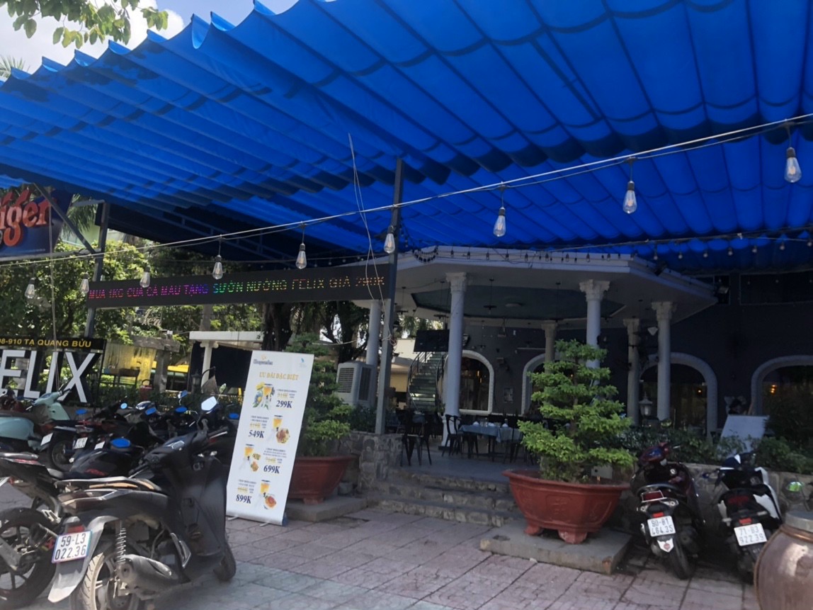 Bạt kéo nhà hàng Felix  - Tạ Quang Bửu Q8